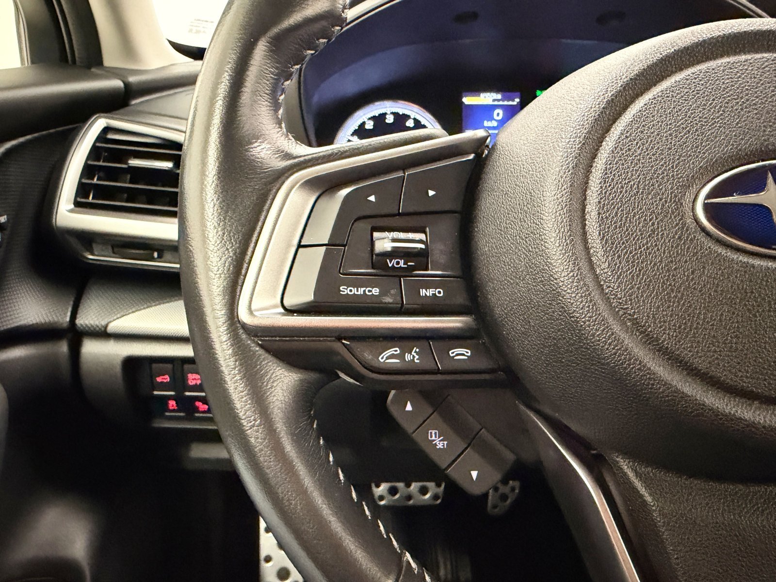SUBARU FORESTER 32