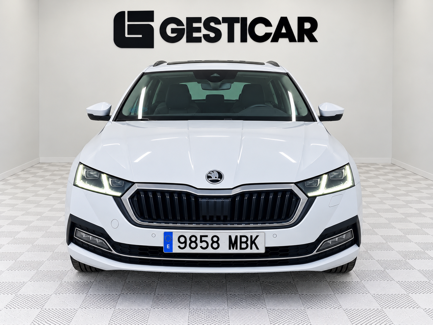 imagen de SKODA OCTAVIA 2.0 TDI DSG STYLE - REF: 01893
