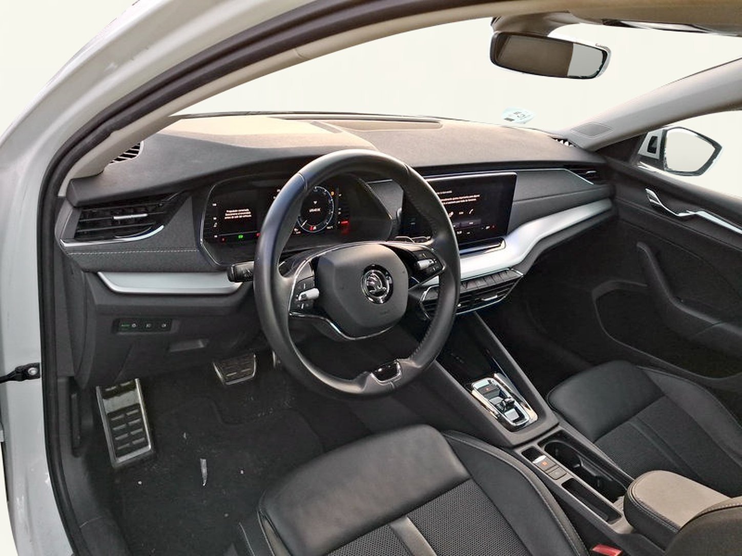 SKODA OCTAVIA 2.0 TDI DSG STYLE 5