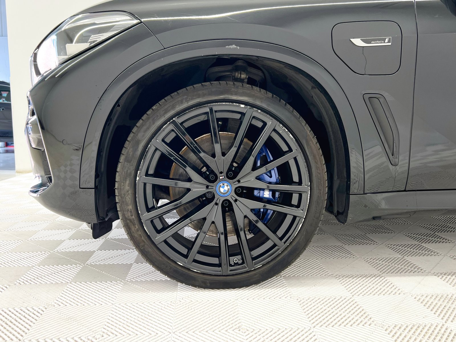 BMW X5 XDRIVE45E 21
