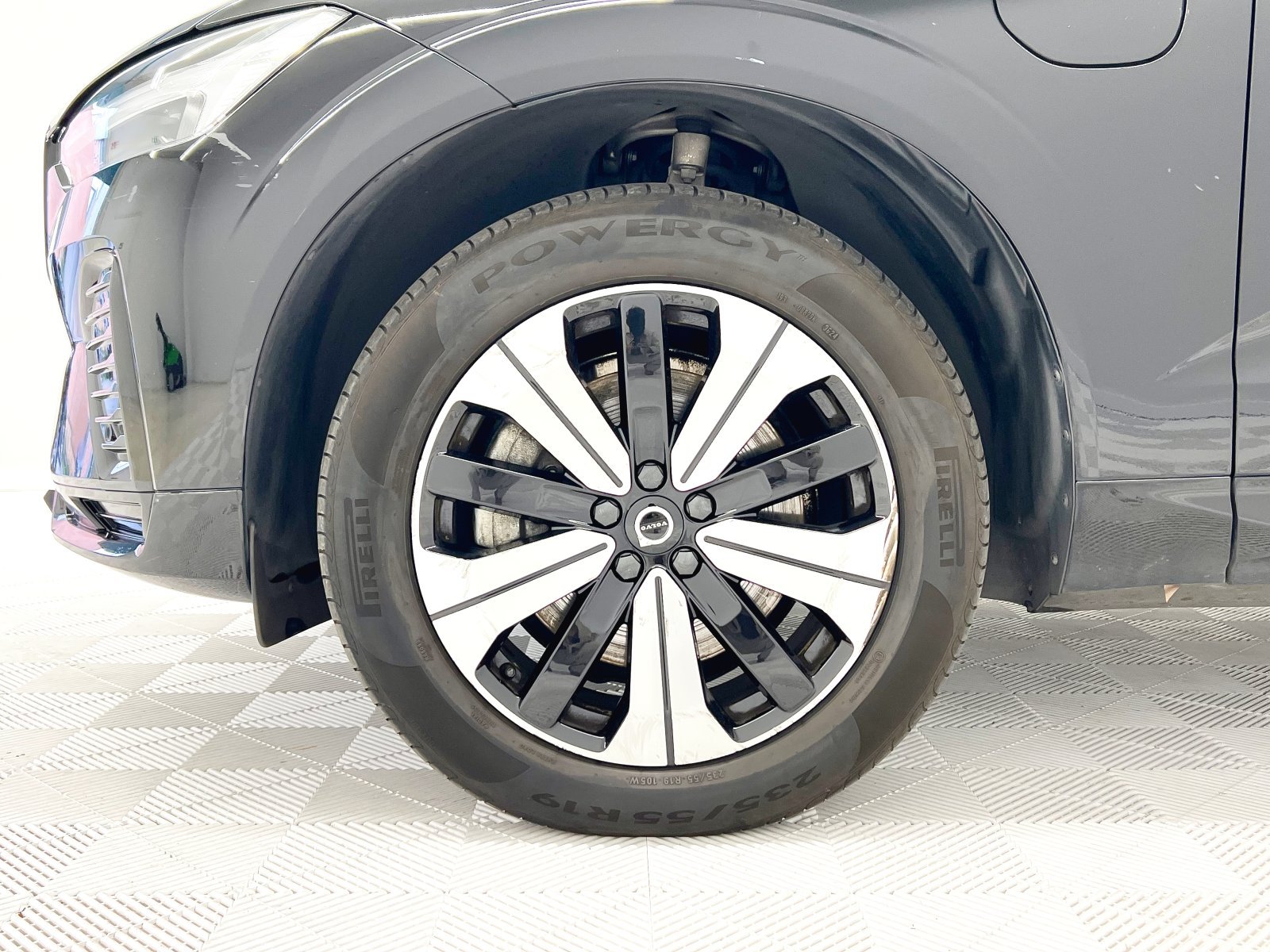 VOLVO XC60 2.0T6 AWD RECHARGE PLUS DARK AUTO 19 