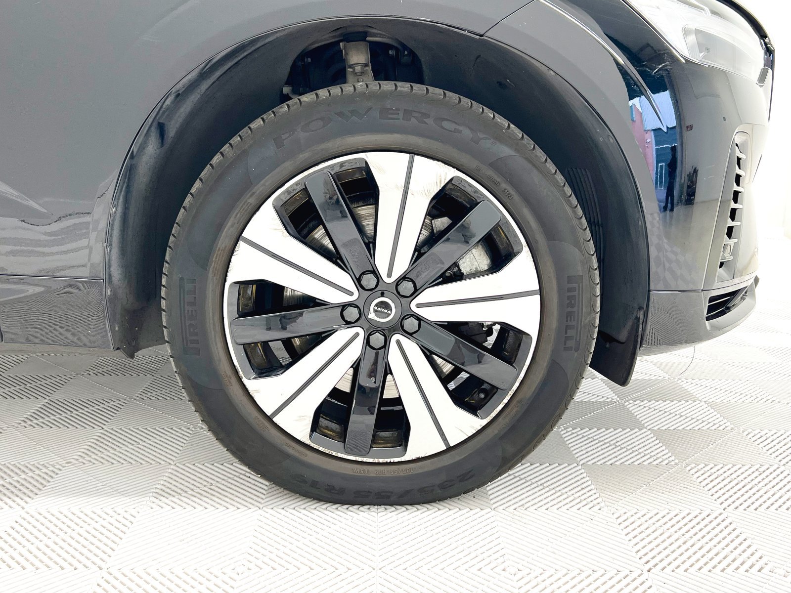 VOLVO XC60 2.0T6 AWD RECHARGE PLUS DARK AUTO 18 