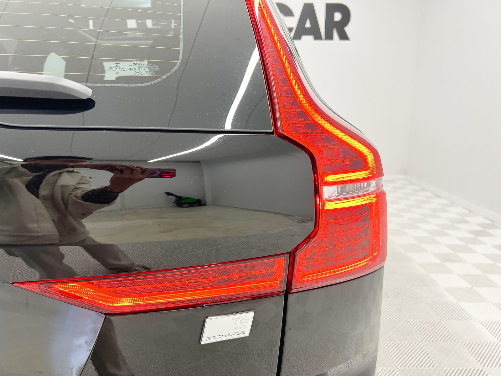 VOLVO XC60 2.0T6 AWD RECHARGE PLUS DARK AUTO 16 