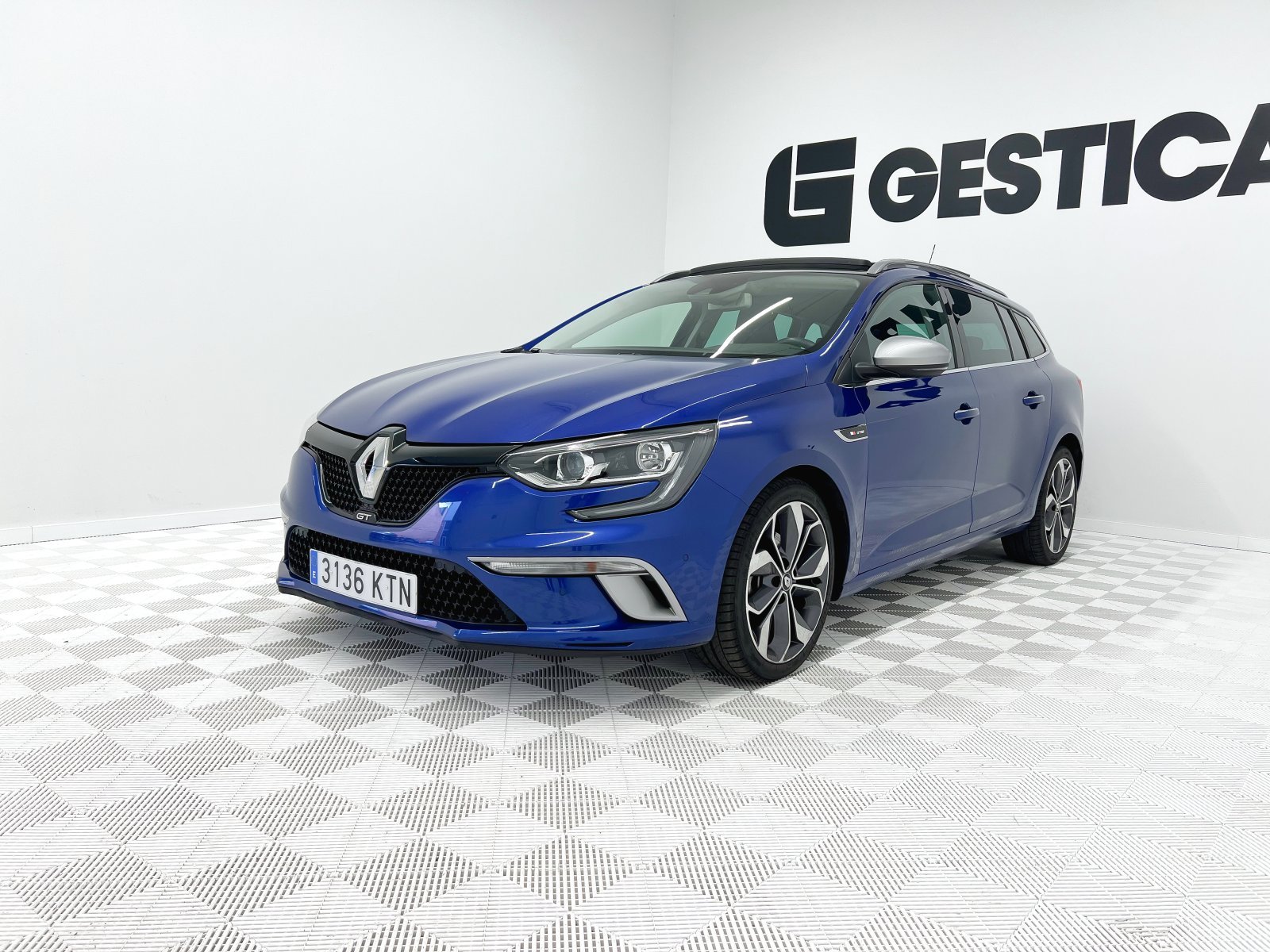 RENAULT MéGANE S.T. GT LINE TCE 8