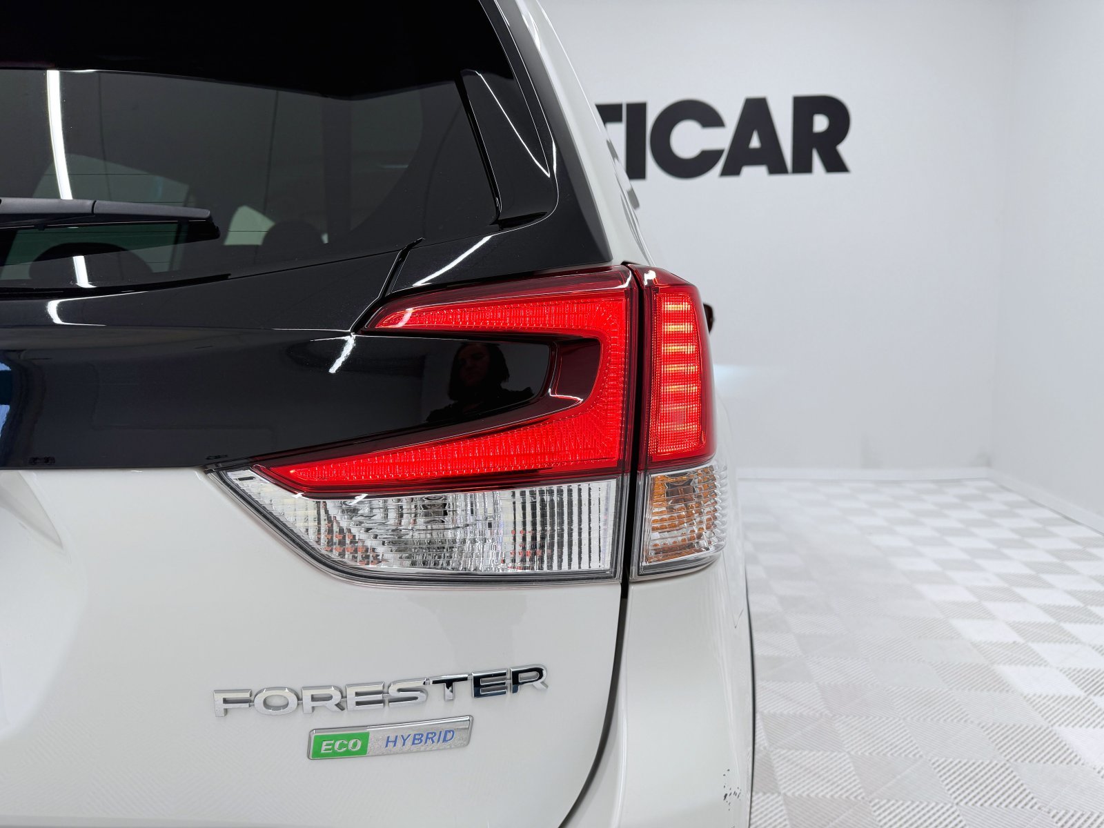 SUBARU FORESTER 20 