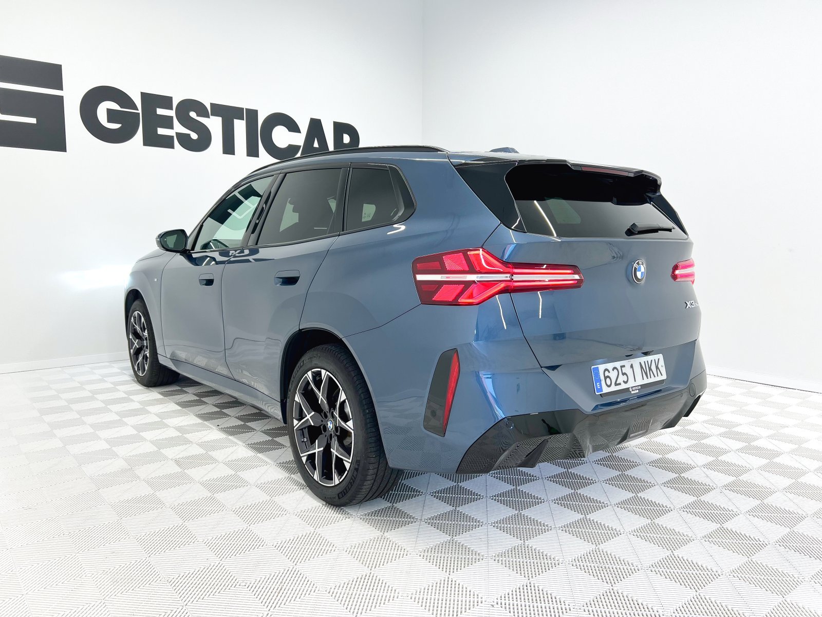 BMW X3 20D X DRIVE 9