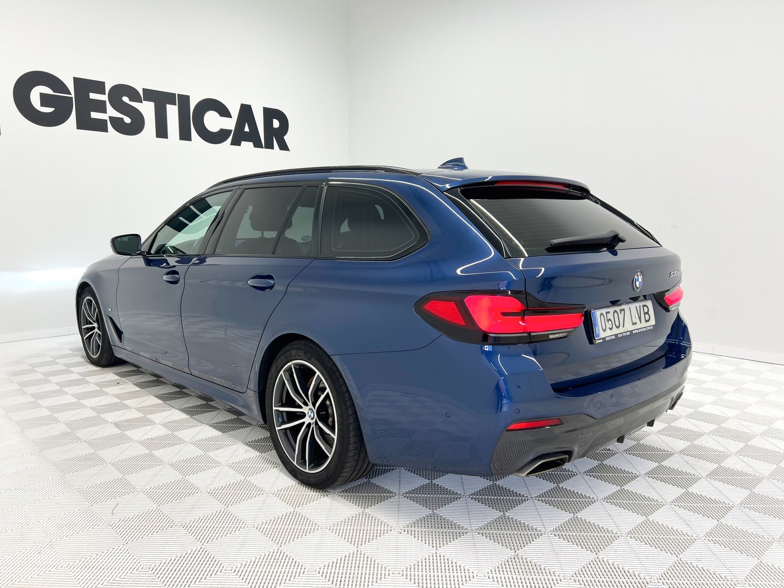 BMW SERIE 5 530d Touring 210 kW (286 CV) 10 