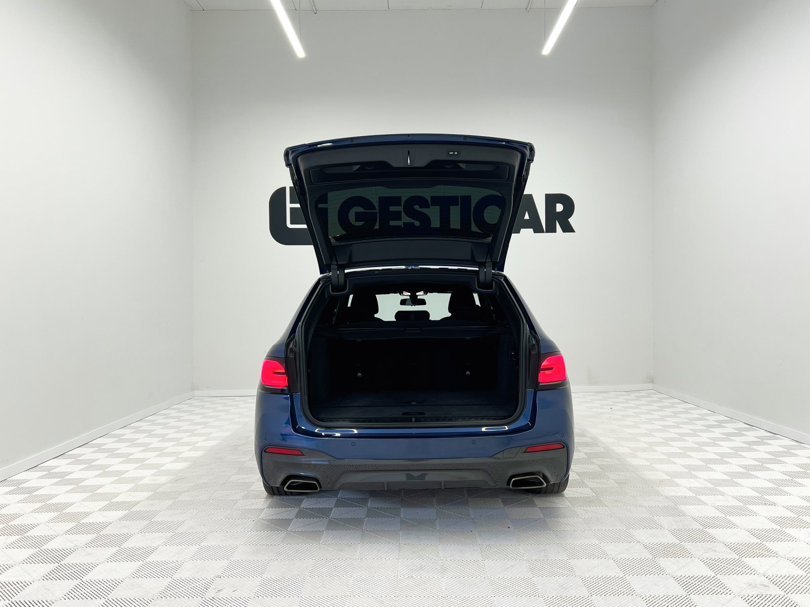 BMW SERIE 5 530d Touring 210 kW (286 CV) 13 