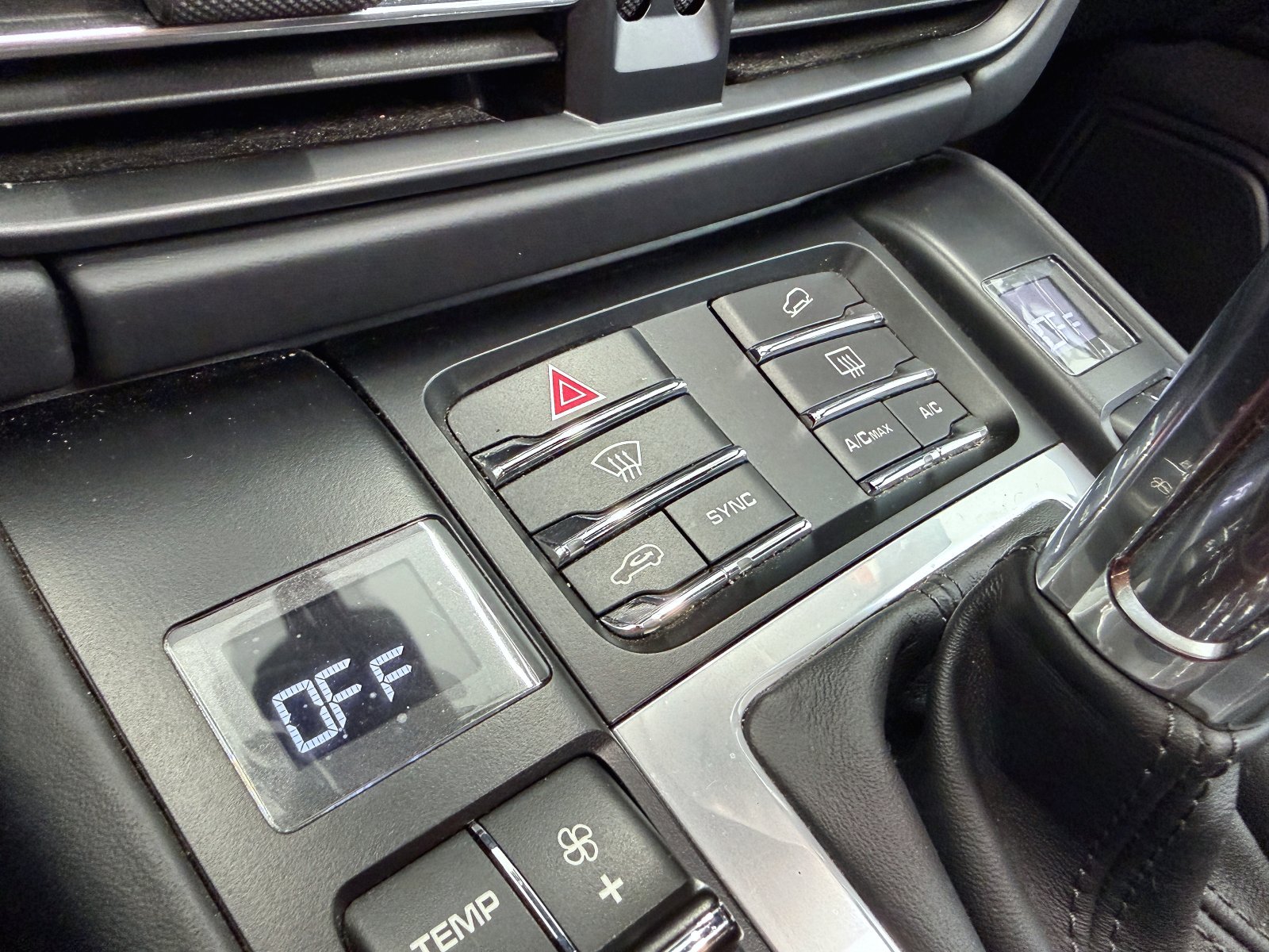 PORSCHE MACAN GTS 42