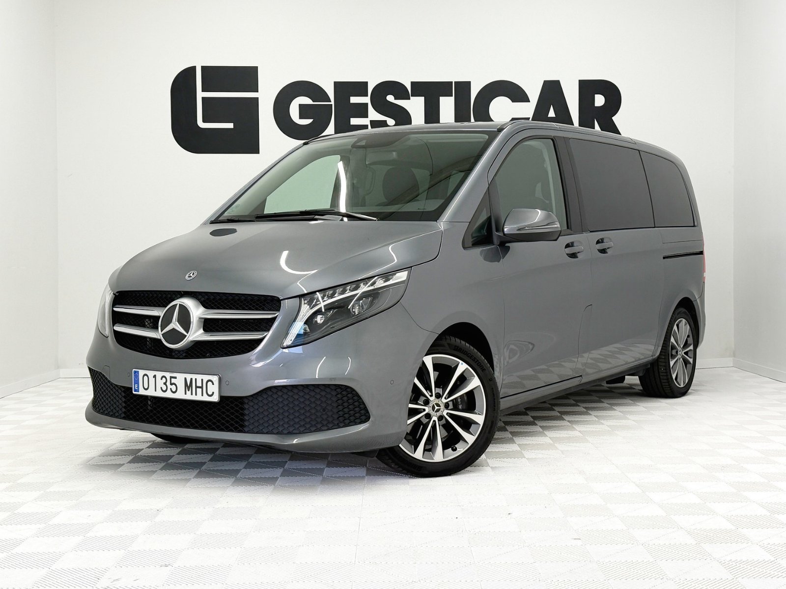 imagen de MERCEDES CLASE V 220D COMPACTO - REF: 01909