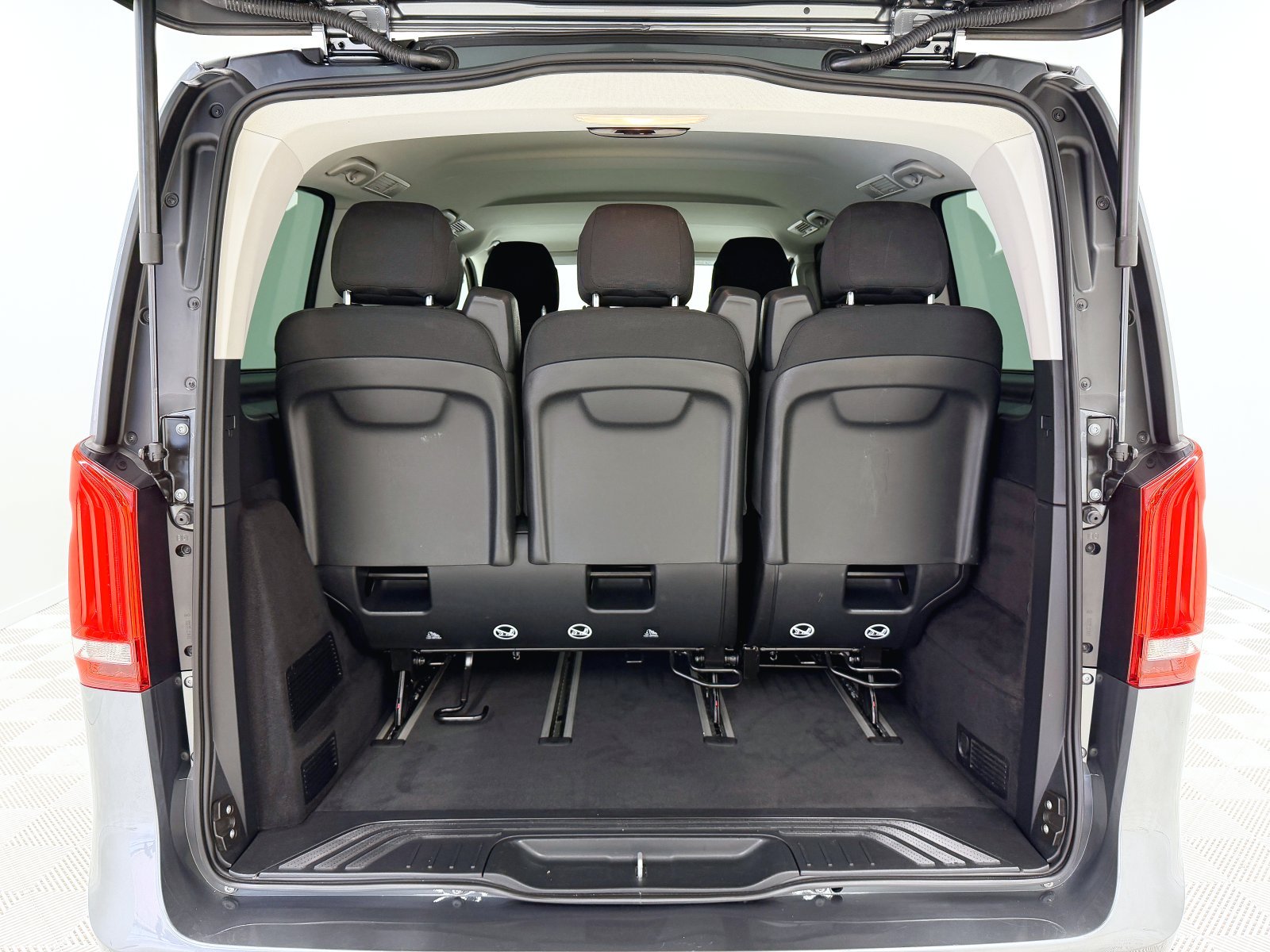 MERCEDES CLASE V 220D COMPACTO 13