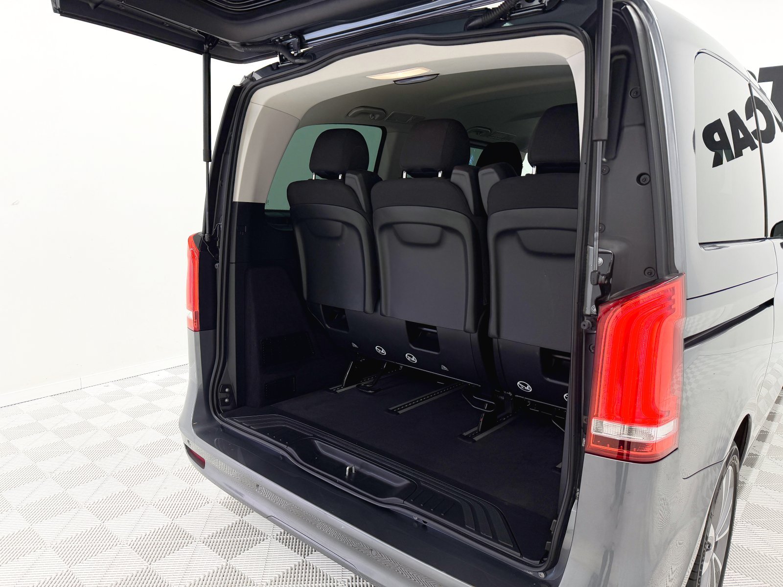 MERCEDES CLASE V 220D COMPACTO 14