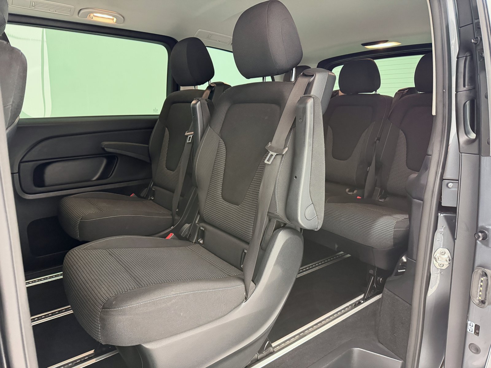 MERCEDES CLASE V 220D COMPACTO 44