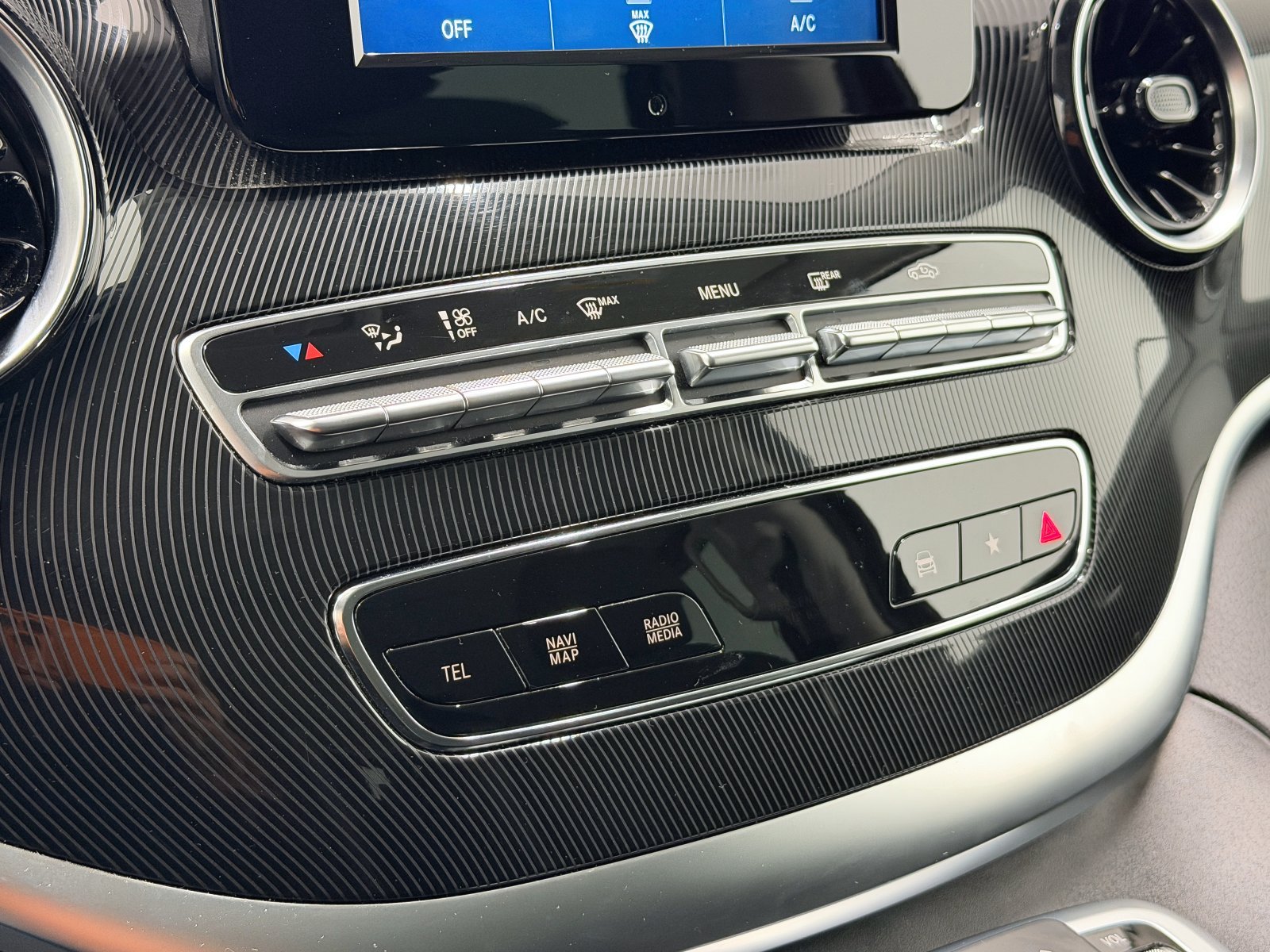 MERCEDES CLASE V 220D COMPACTO 36