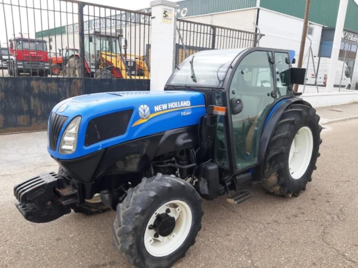 TRACTOR AGRICOLA NEW HOLLAND T4040N T4 .85N