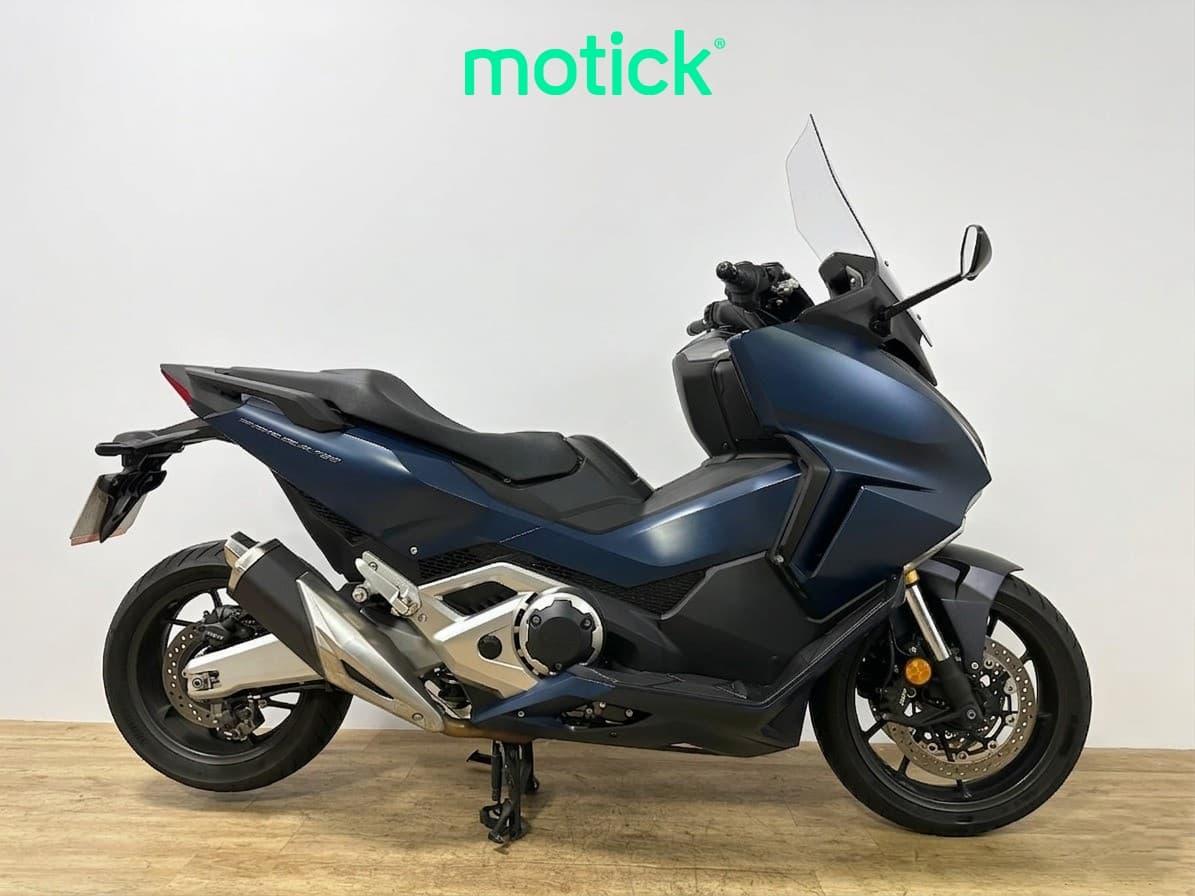 HONDA FORZA 750 (A2)