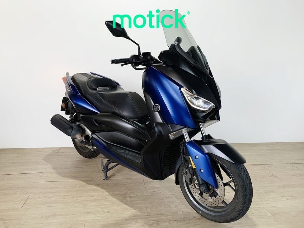 YAMAHA XMAX 125