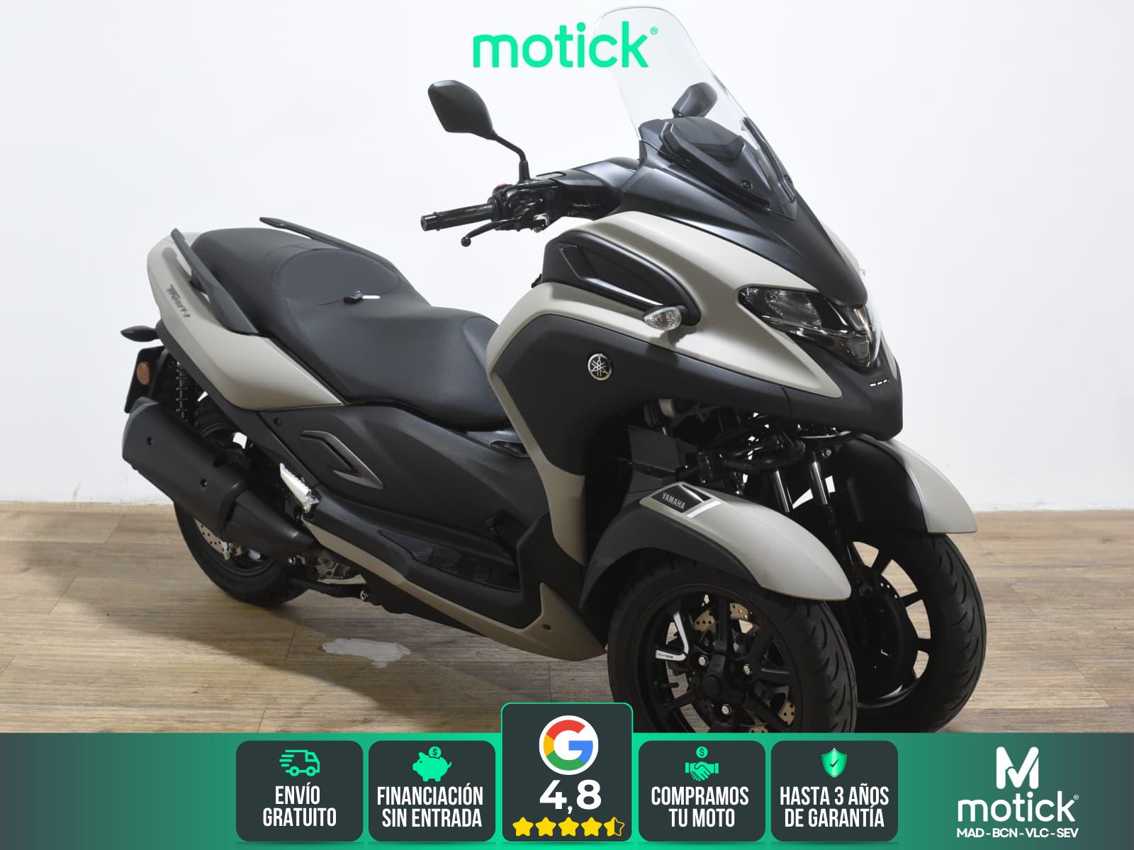 YAMAHA TRICITY 300