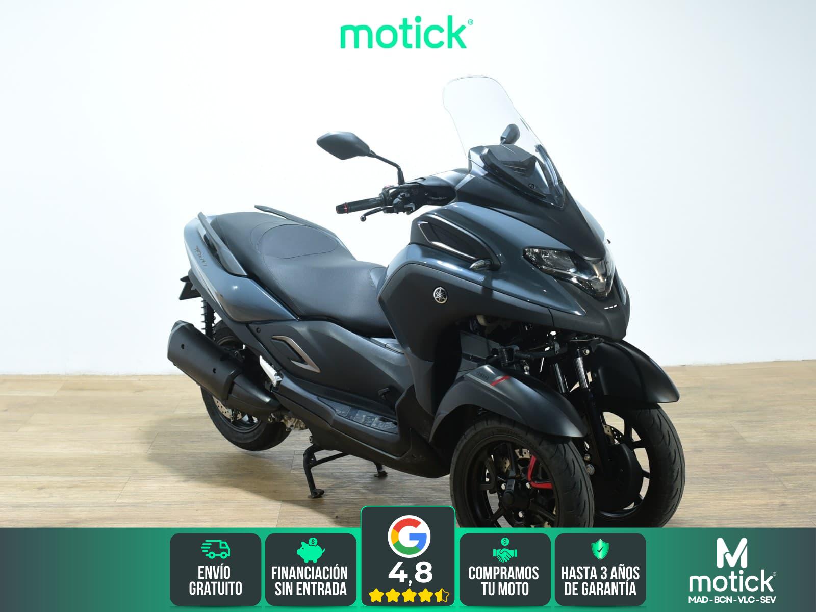 YAMAHA TRICITY 300