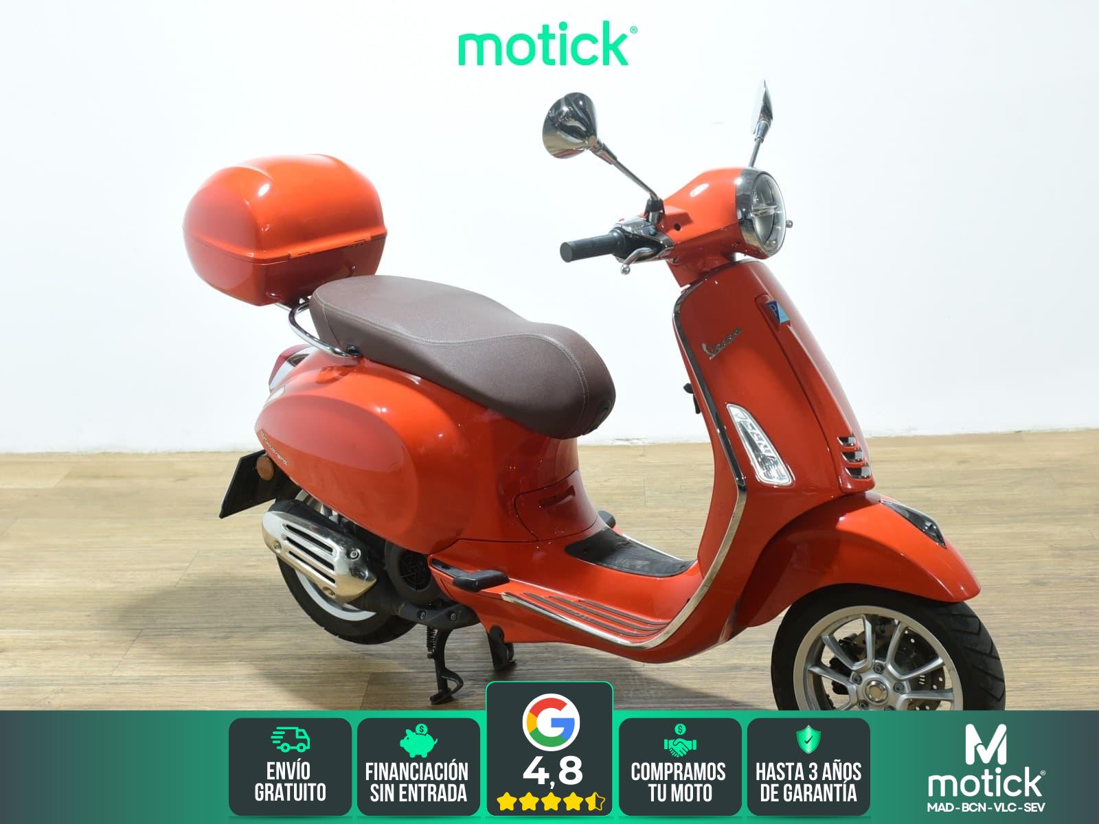 VESPA PRIMAVERA 125 (TOP CASE)