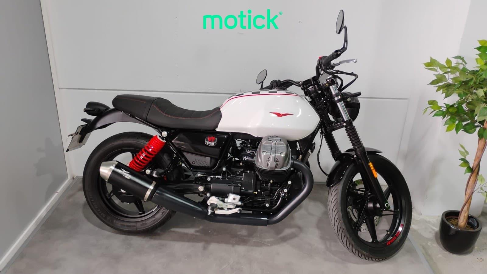 MOTO GUZZI V7 II STONE (A)