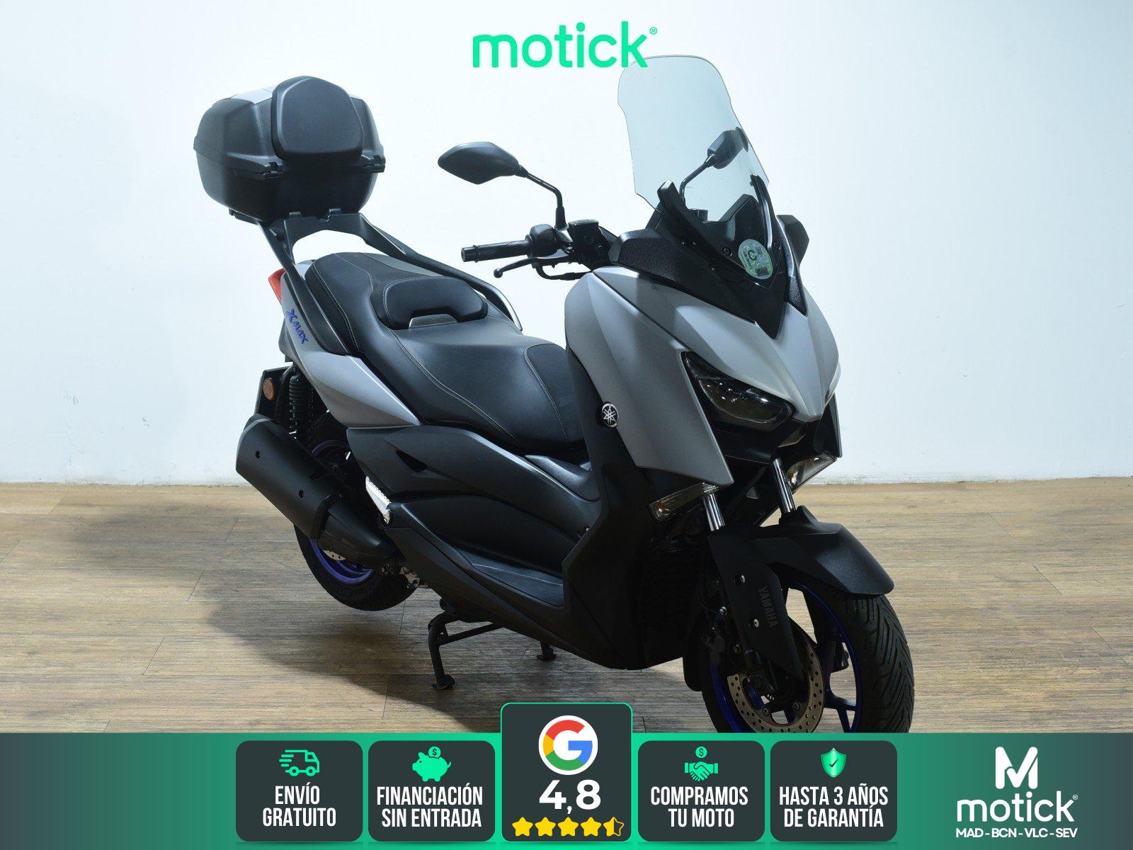 YAMAHA XMAX 300 (TOP CASE)