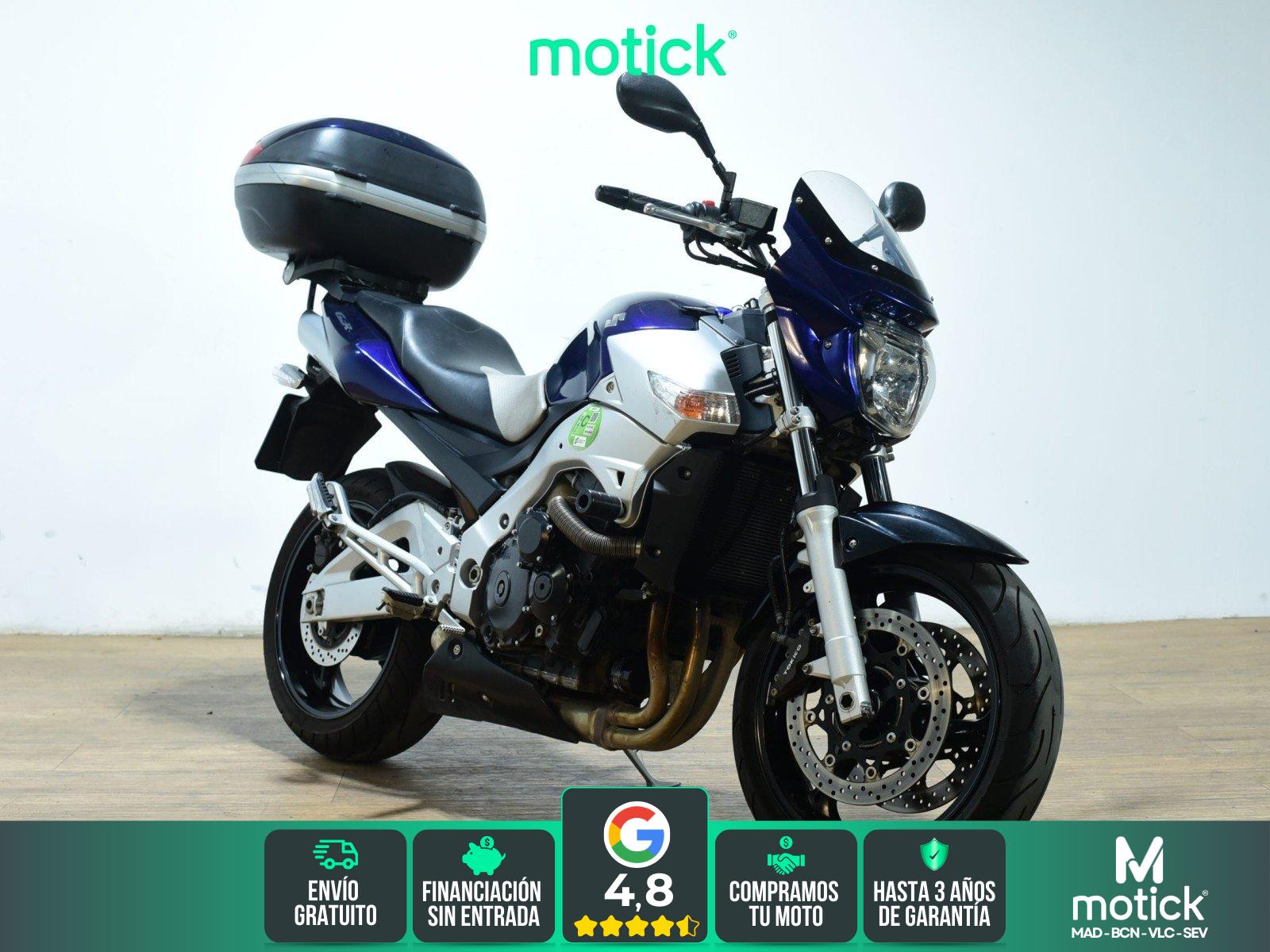 SUZUKI GSR 600